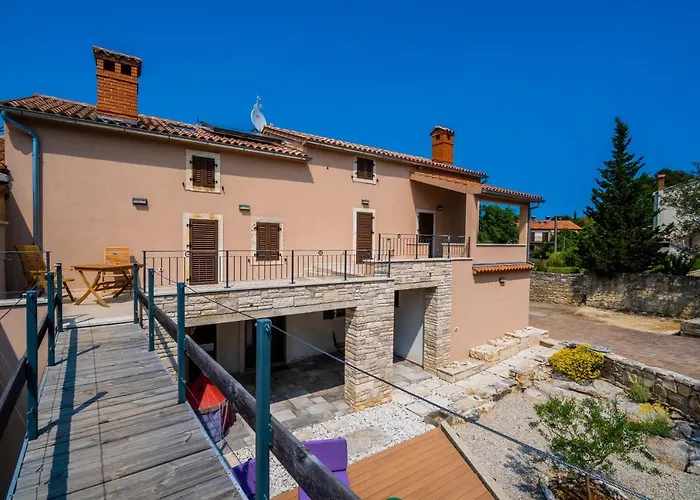 Luxury Villa On Spacious Private Property