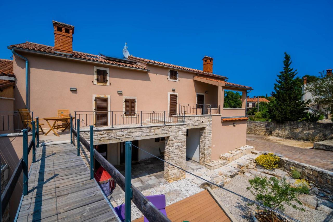 Luxury On Spacious Private * Rakalj