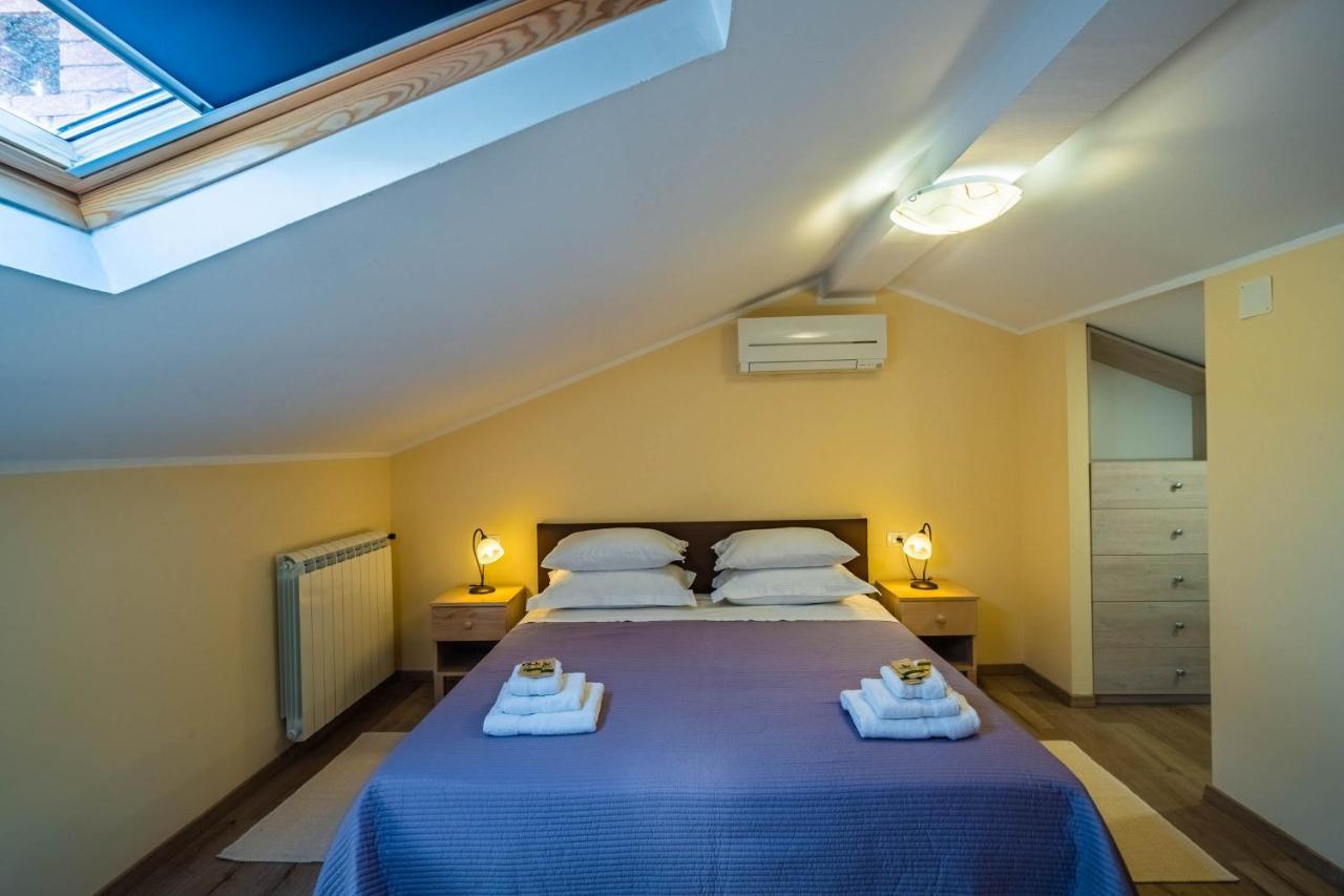 Luxury On Spacious Private