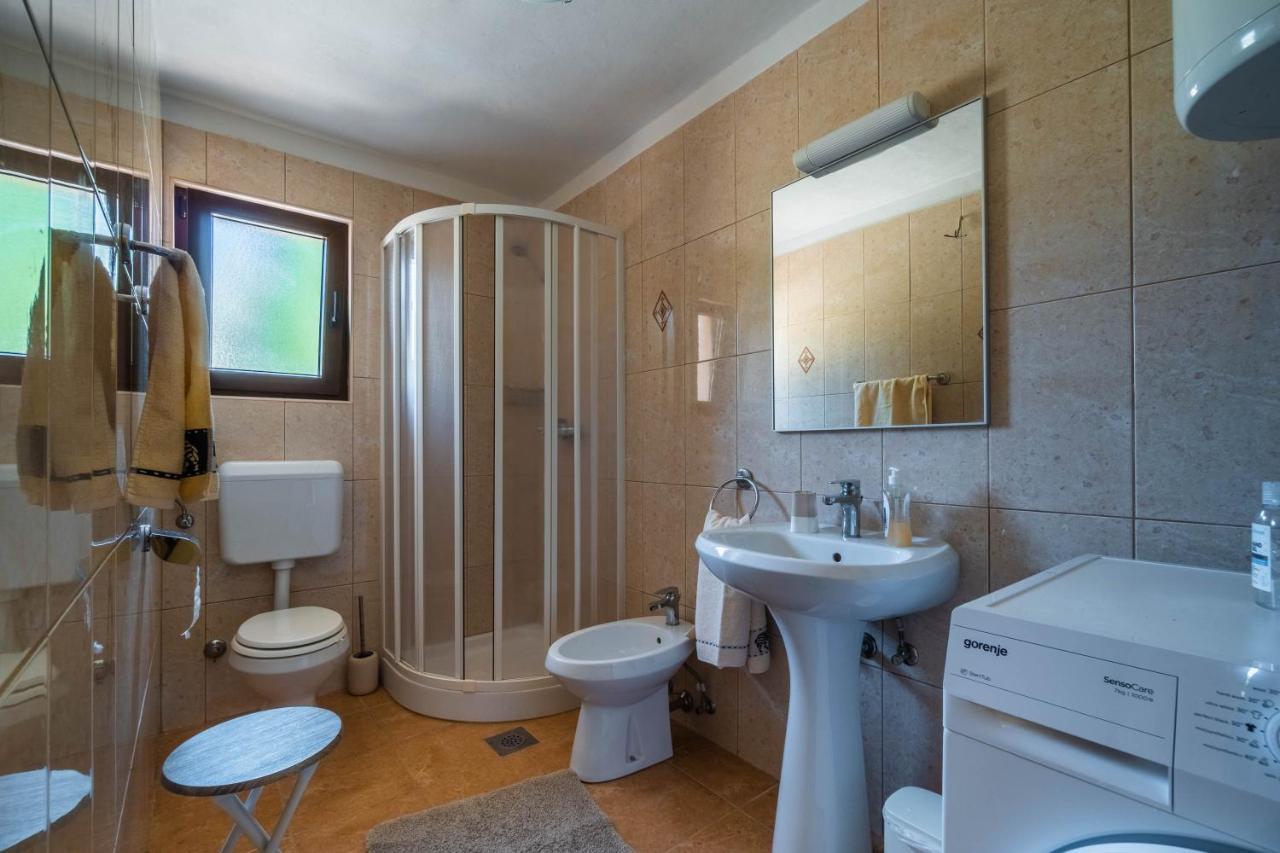 Luxury On Spacious Private